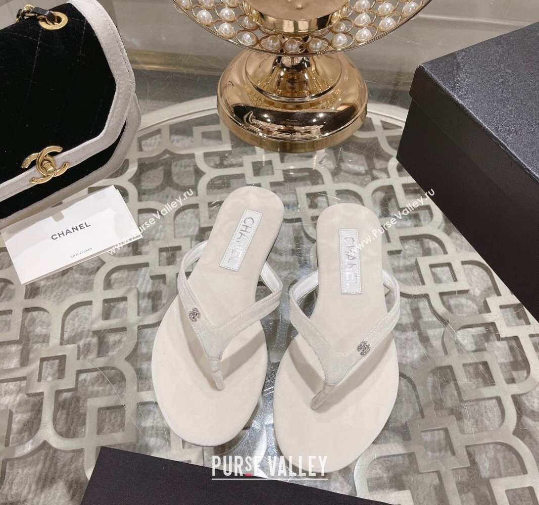 Chanel Velvet Flat Thong Slide Sandals with Crystal CC White 2023 CH120106 (MD-231201035)