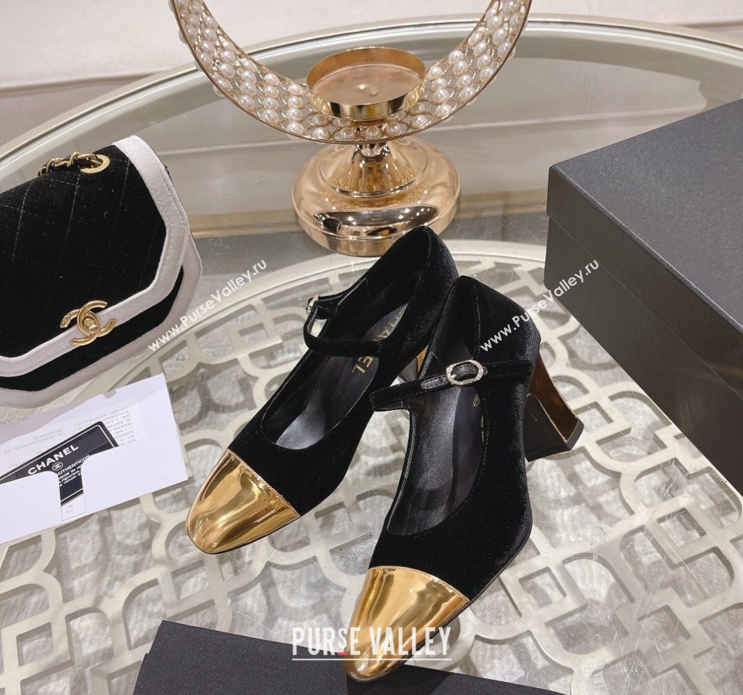 Chanel Velvet Mary Janes Pumps 6.5cm Black/Gold 2023 CH120107 (MD-231201039)