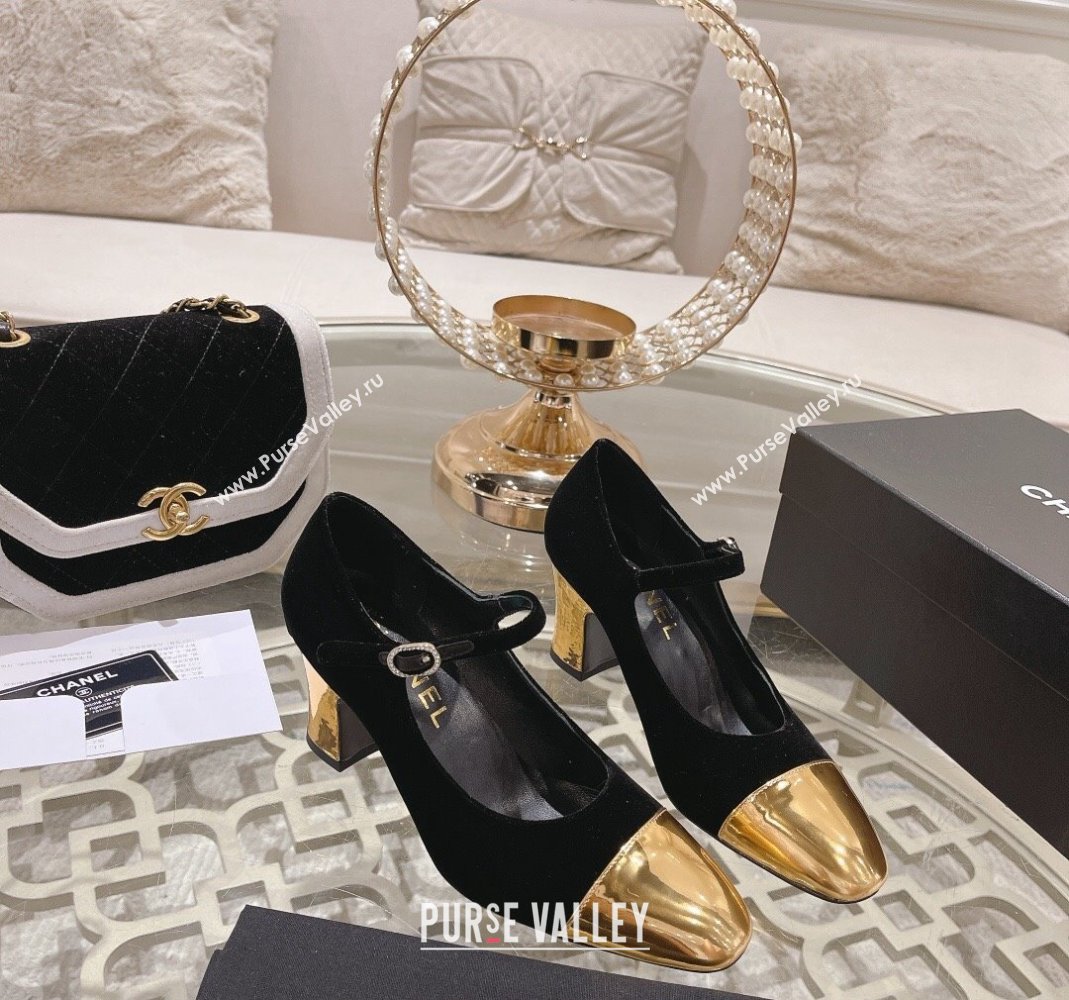 Chanel Velvet Mary Janes Pumps 6.5cm Black/Gold 2023 CH120107 (MD-231201039)