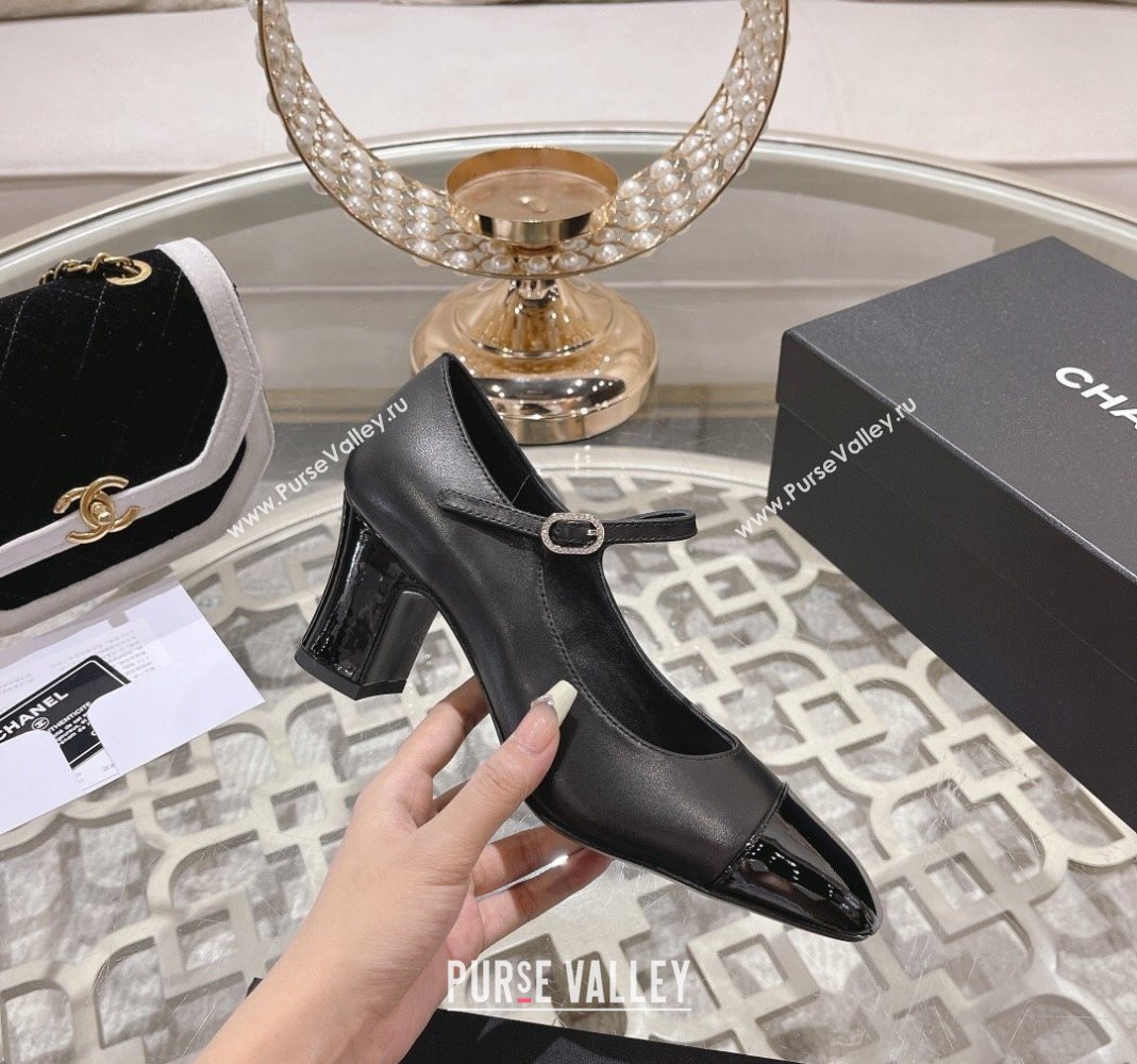 Chanel Lambskin and Calfskin Mary Janes Pumps 6.5cm Black 2023 CH120107 (MD-231201046)