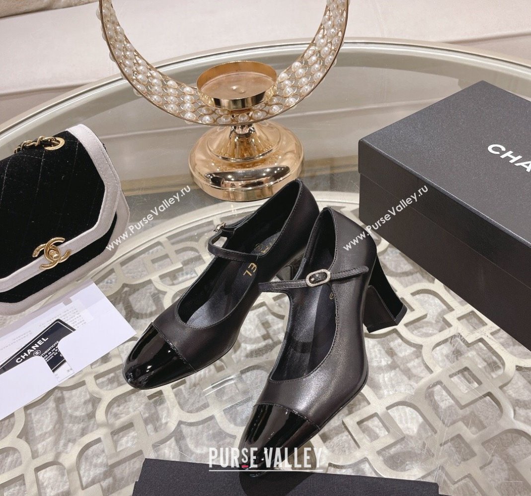 Chanel Lambskin and Calfskin Mary Janes Pumps 6.5cm Black 2023 CH120107 (MD-231201046)