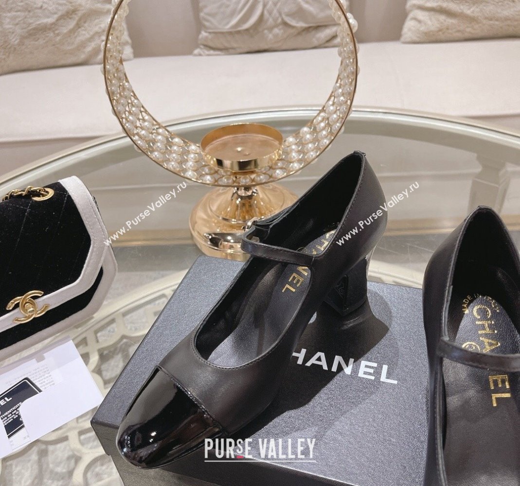 Chanel Lambskin and Calfskin Mary Janes Pumps 6.5cm Black 2023 CH120107 (MD-231201046)