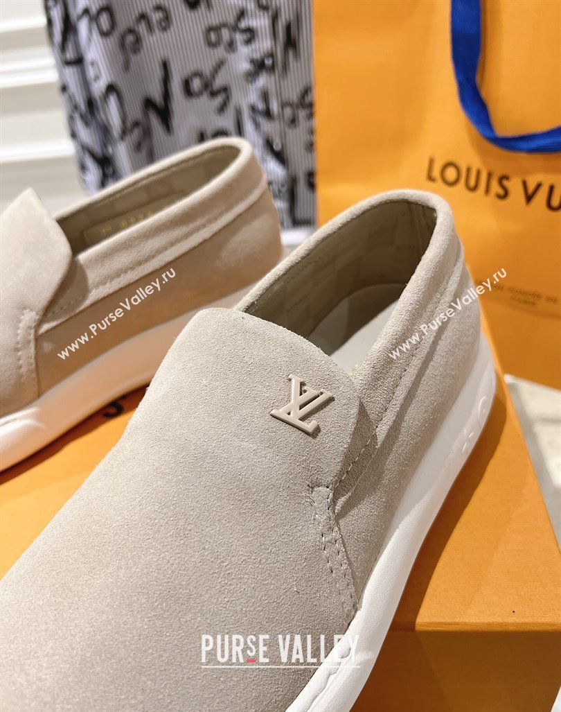 Louis Vuitton Mens LV Pacific Loafers in Suede Light Grey 2023 1ACF9K (MD-231204057)