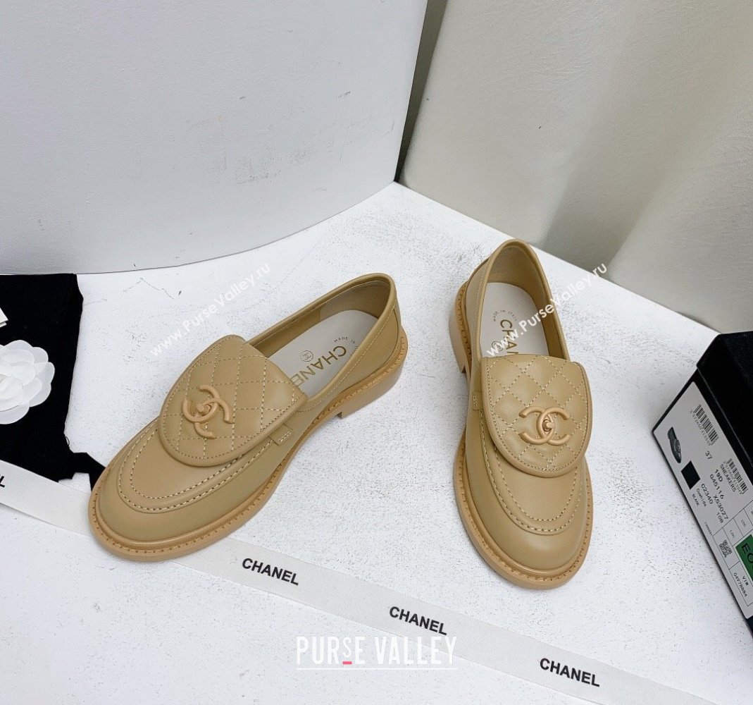 Chanel Lambskin Loafers with CC Foldover G45474 Beige 2023 (MD-231201078)