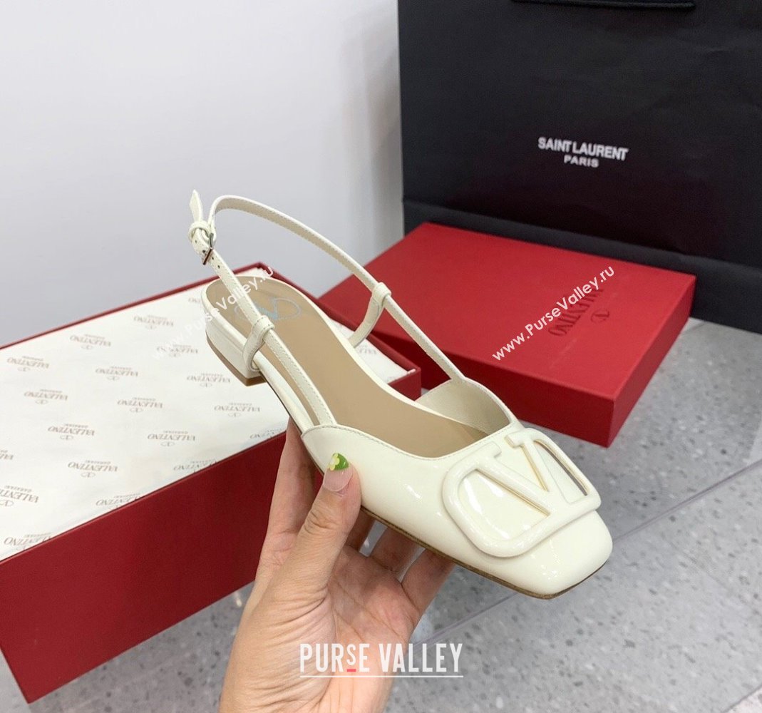 Valentino VLogo Patent Leather Slingback Sandals White 2023 VLTN121403 (KER-231214137)