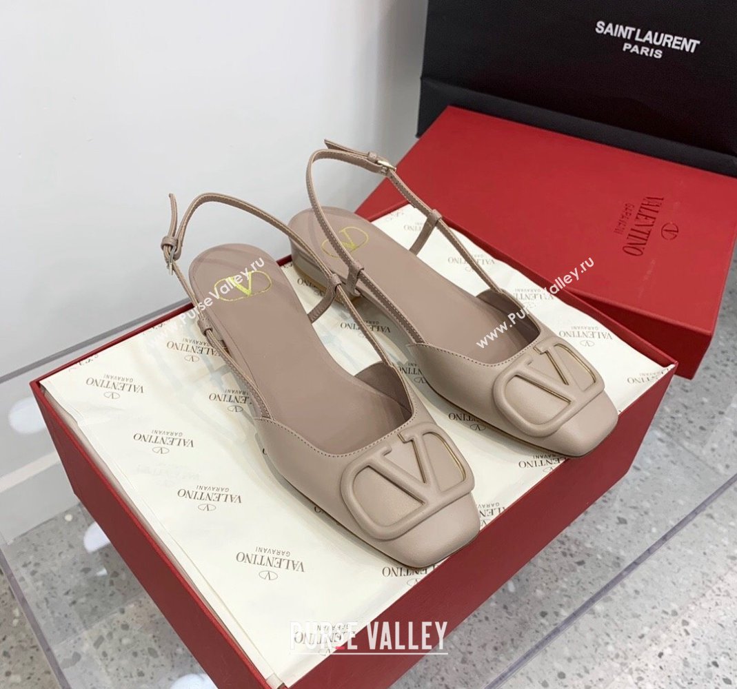 Valentino VLogo Calf Leather Slingback Sandals Light Grey 2023 VLTN121403 (KER-231214135)