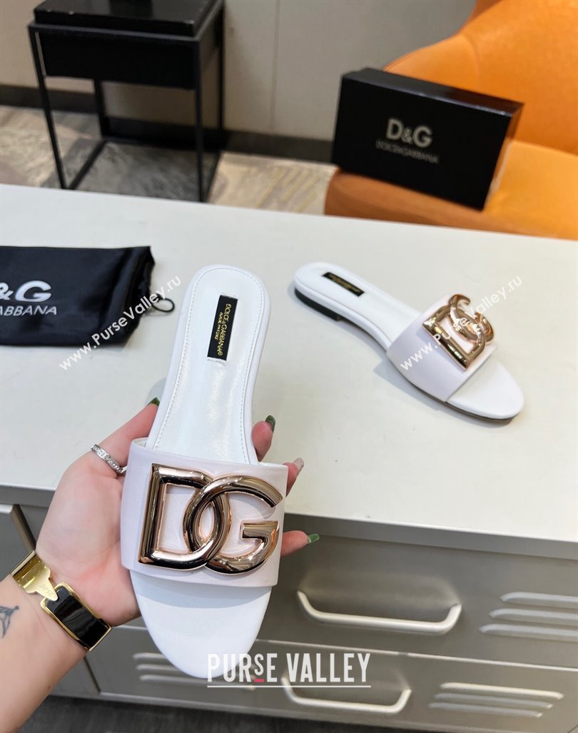 Dolce Gabbana Leather Flat Slide Sandals with DG Logo White 2023 DG12152 (MD-231215093)