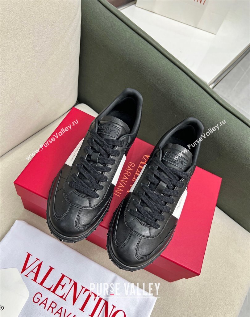 Valentino Upvillage Sneakers in Nappa Calfskin Black/White 2023 (MD-231218081)