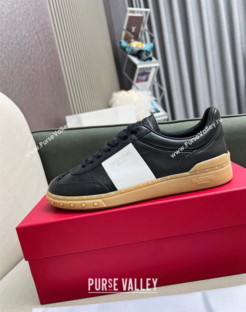 Valentino Upvillage Sneakers in Nappa Calfskin Black/White 2023 (MD-231218081)