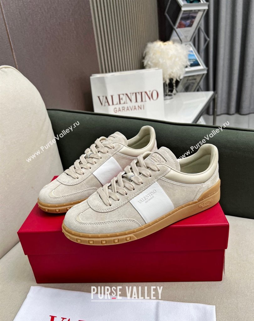 Valentino Upvillage Sneakers in Suede Light Grey 2023 (MD-231218085)