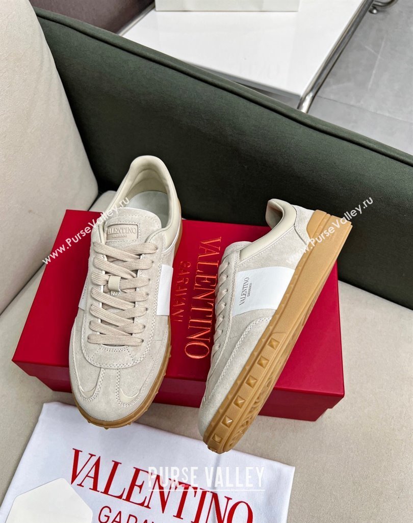 Valentino Upvillage Sneakers in Suede Light Grey 2023 (MD-231218085)