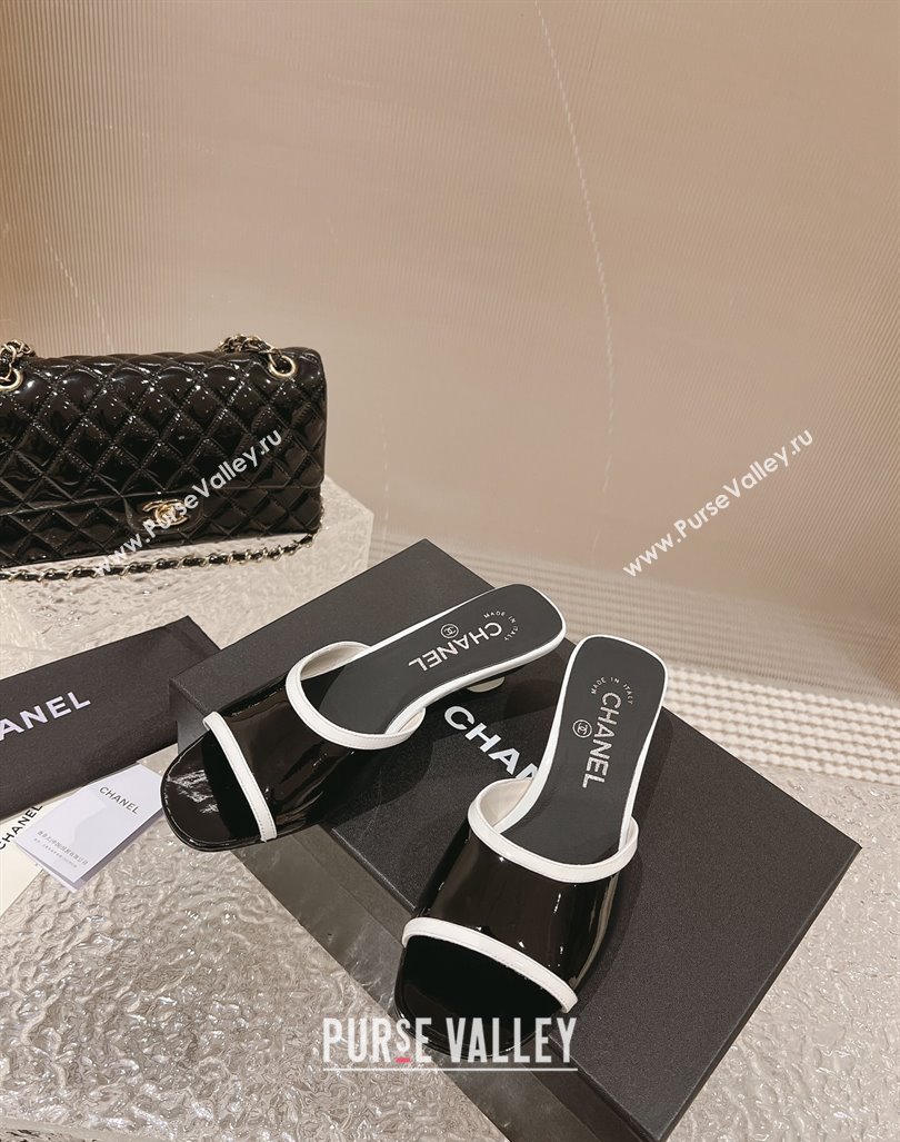 Chanel Patent Calfskin Heel Slide Sandals 5cm Black1/White 2023 CH121308 (MD-231213040)