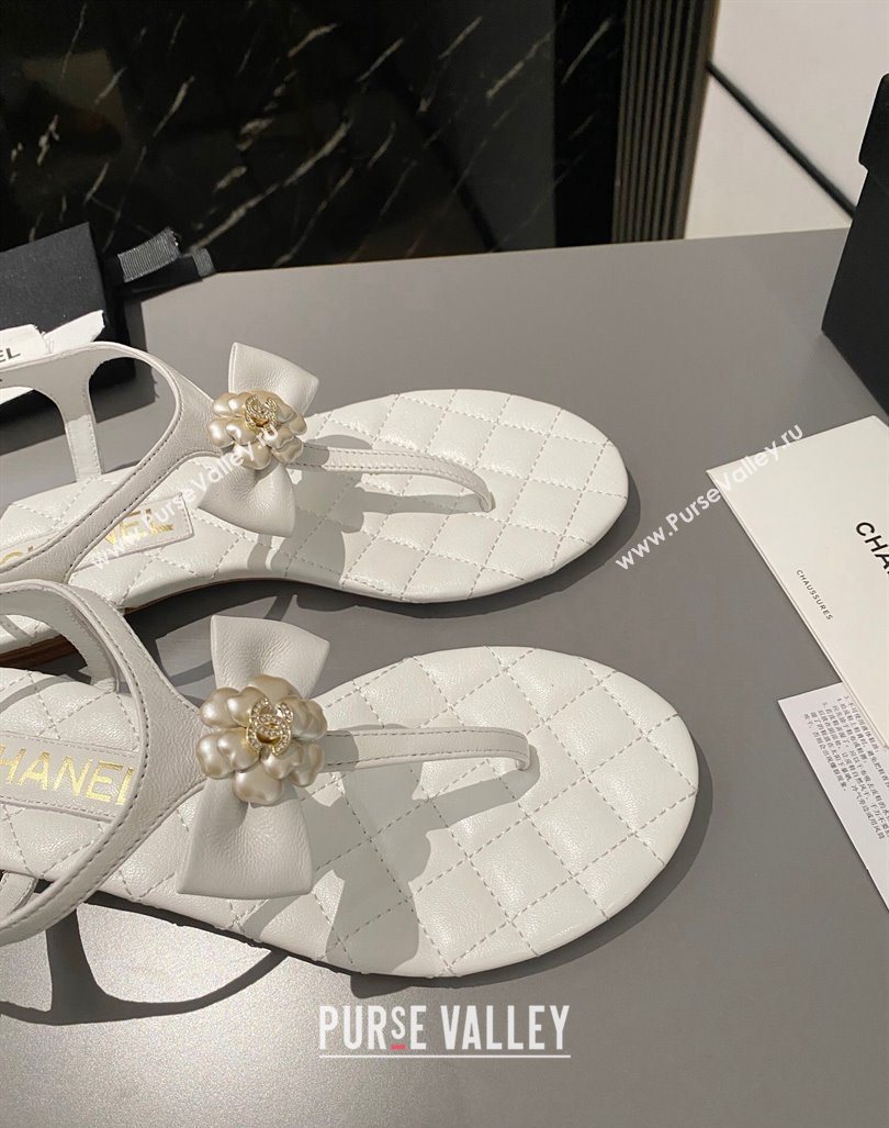 Chanel Lambskin Flat Thong Sandals with Bloom Bow White 2023 CH121310 (MD-231213051)