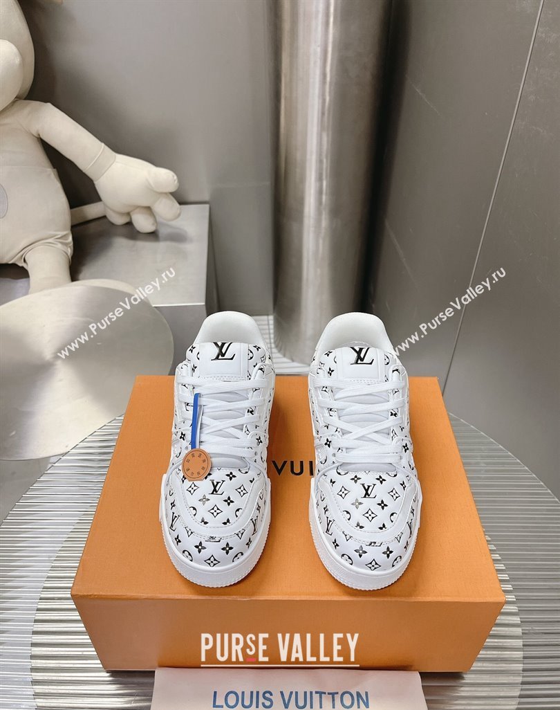 Louis Vuitton LV Trainer Sneakers in Mini Monogram Leather White/Black 2023 LV121802 (MD-231218065)