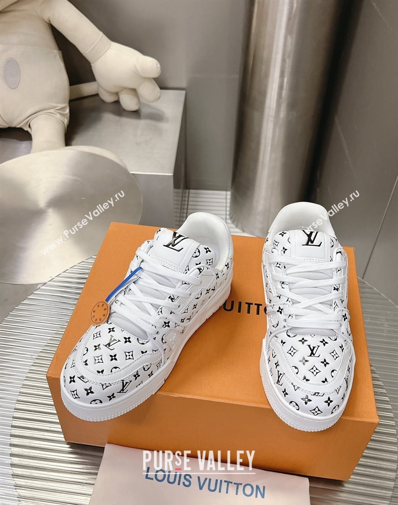 Louis Vuitton LV Trainer Sneakers in Mini Monogram Leather White/Black 2023 LV121802 (MD-231218065)