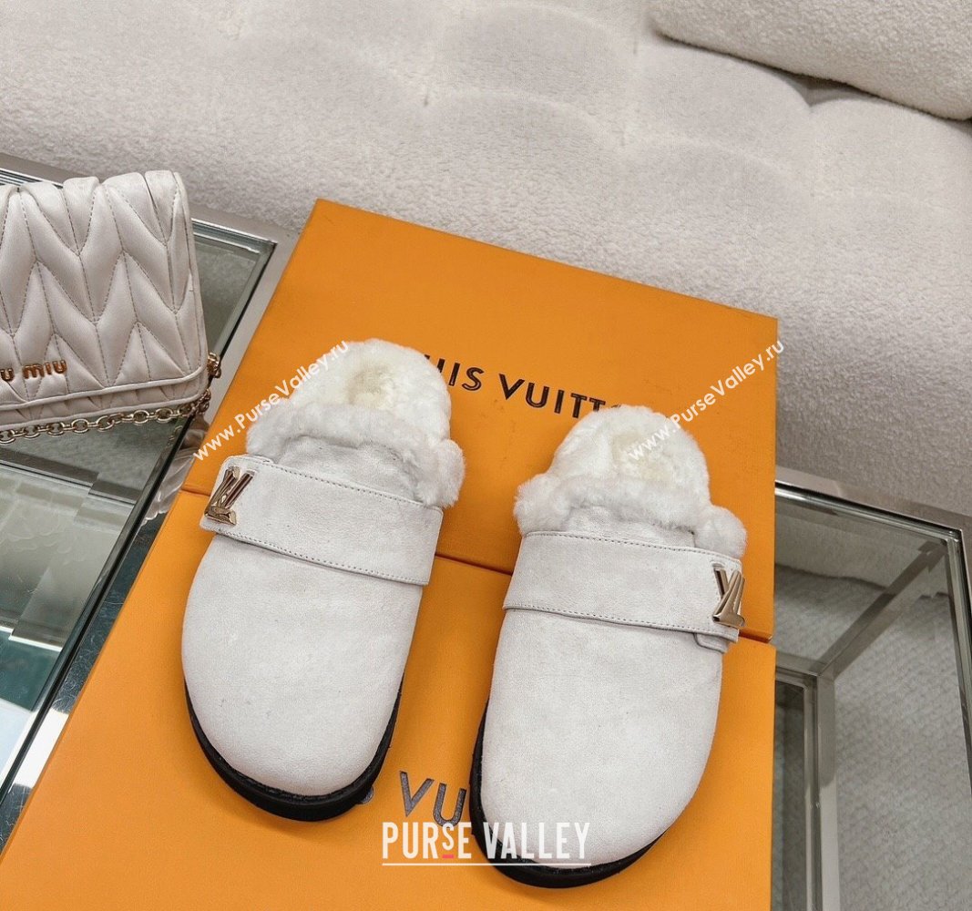 Louis Vuitton LV Cosy Flat Comfort Clog Mules in Suede Light Grey 2023 1AC6Z3 (MD-231218069)