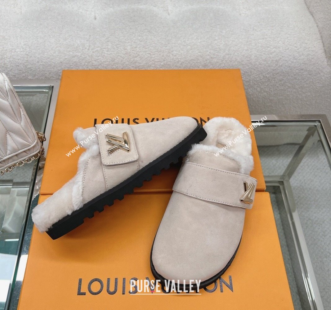 Louis Vuitton LV Cosy Flat Comfort Clog Mules in Suede Grey 2 2023 1AC6Z3 (MD-231218071)