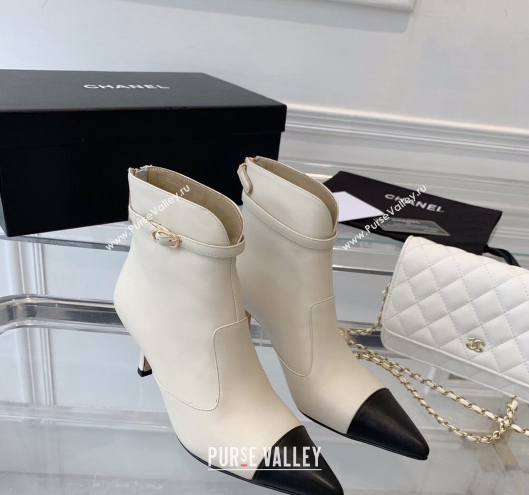 Chanel Calfskin Pointed Ankle Boots 7.5cm with Buckle White 2023 CH121311 (SS-231213061)