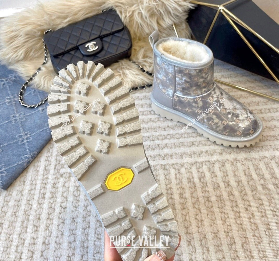 Chanel PVC Snow Boots with CC Embroidery Grey 2023 CH121312 (KL-231213063)