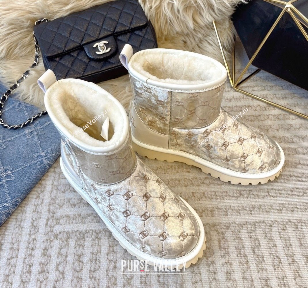 Chanel PVC Snow Boots with CC Embroidery White 2023 CH121312 (KL-231213064)