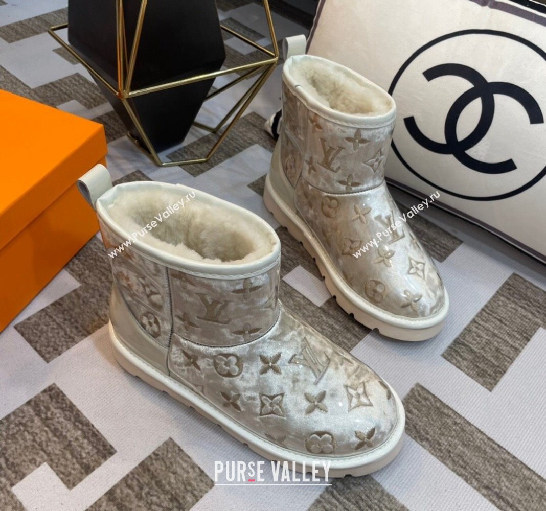 Louis Vuitton PVC Snow Boots with Monogram Embroidery White 2023 LV121803 (kl-231218075)