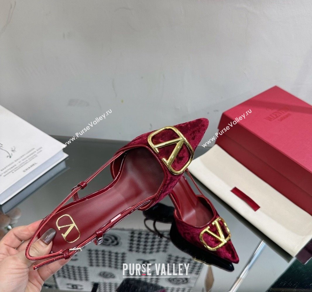 Valentino VLogo Signature Slingback Pumps 8cm in Velvet Red 2024 VL010803 (MD-240108101)