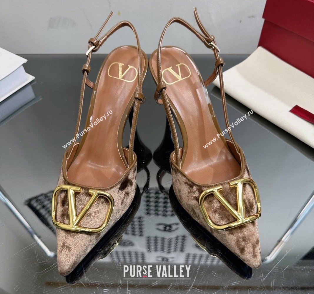 Valentino VLogo Signature Slingback Pumps 8cm in Velvet Light Brown 2024 VL010803 (MD-240108105)