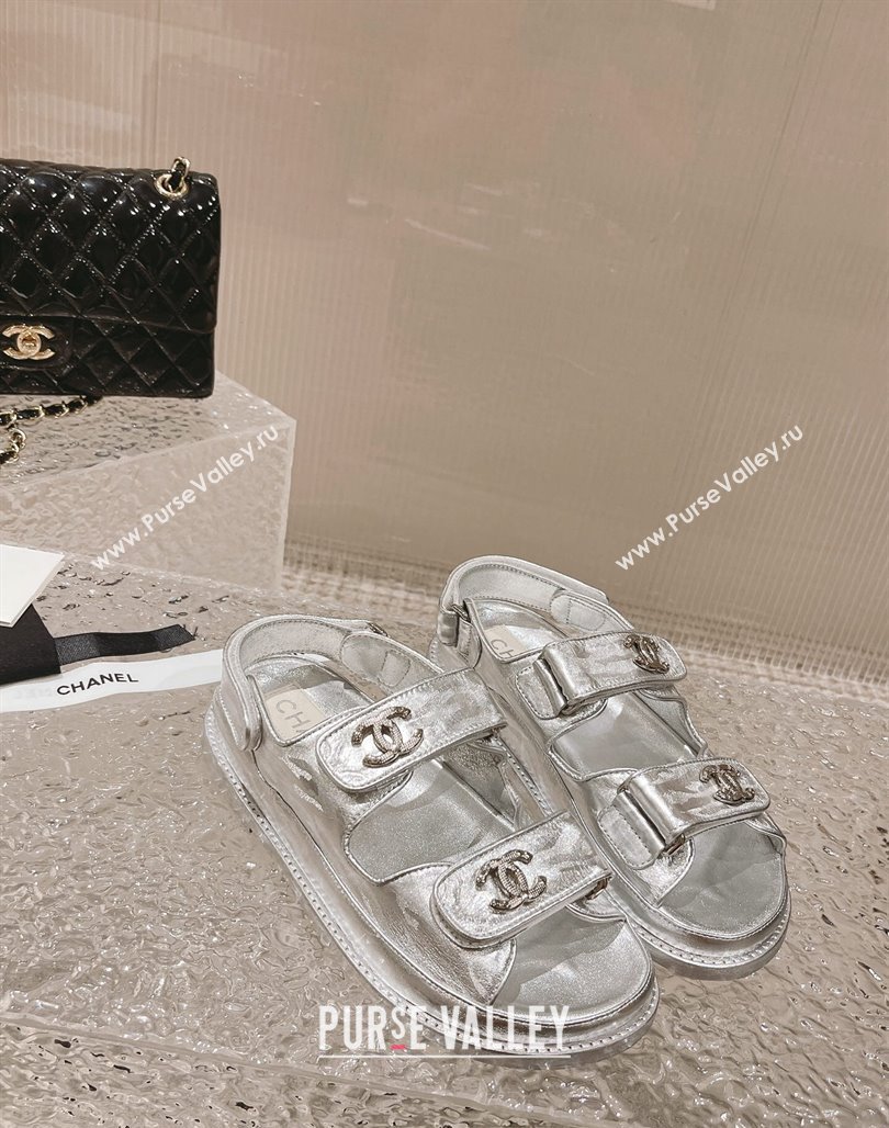 Chanel Metallic Leather Strap Flat Sandals Silver 2023 0108 (MD-240108048)