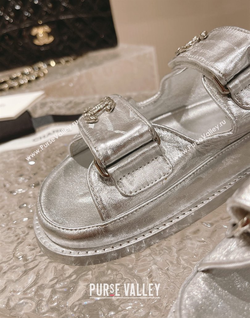 Chanel Metallic Leather Strap Flat Sandals Silver 2023 0108 (MD-240108048)