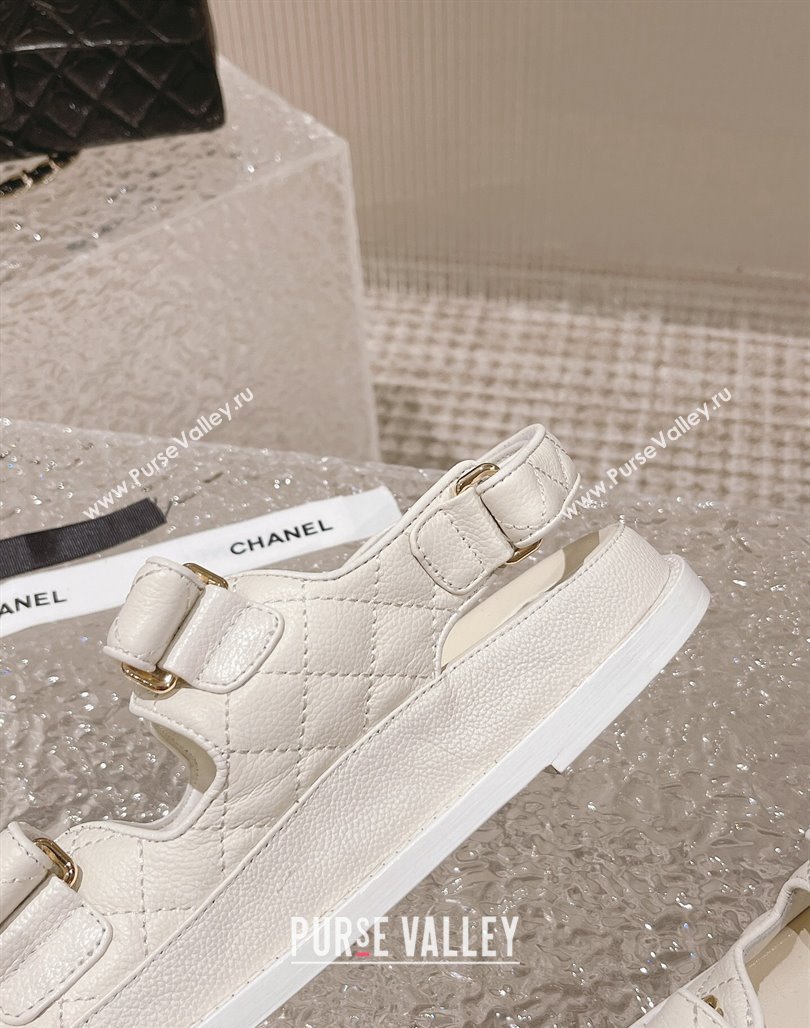 Chanel Grained Calfskin Strap Flat Sandals with Chain CC White 2023 0108 (MD-240108053)