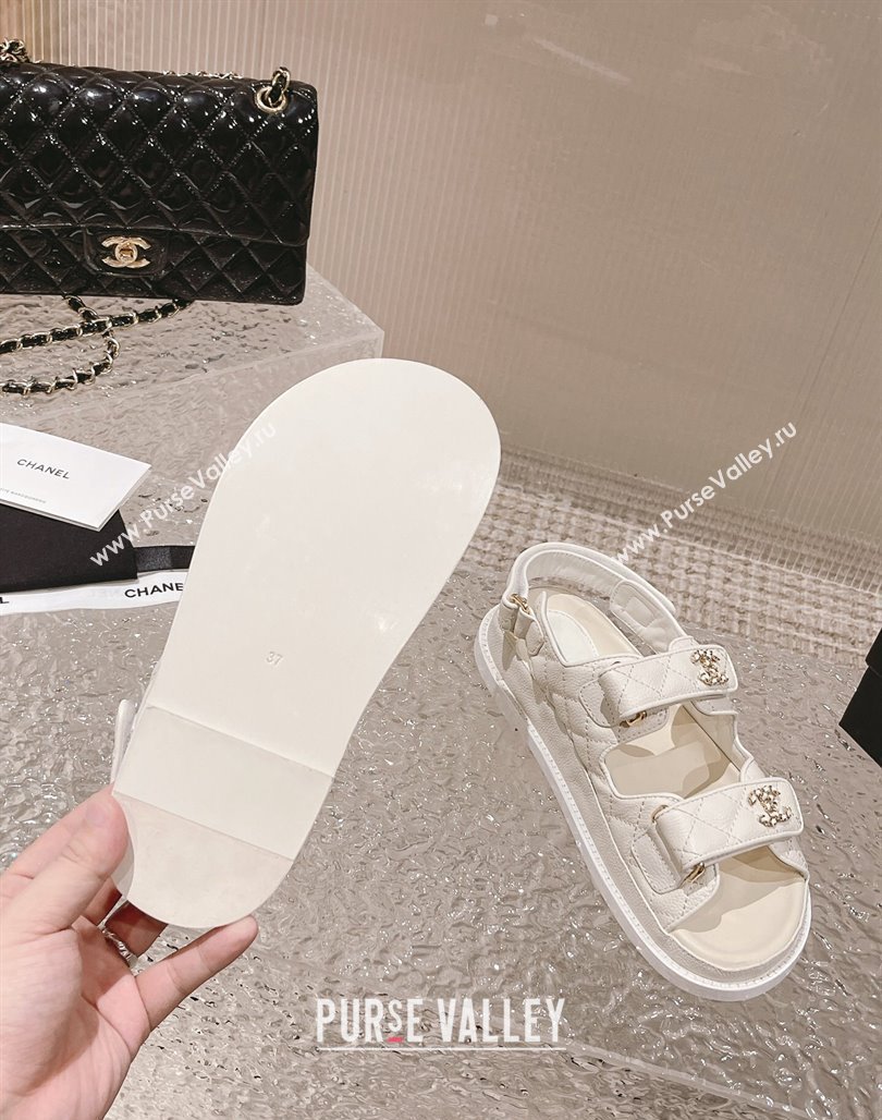 Chanel Grained Calfskin Strap Flat Sandals with Chain CC White 2023 0108 (MD-240108053)