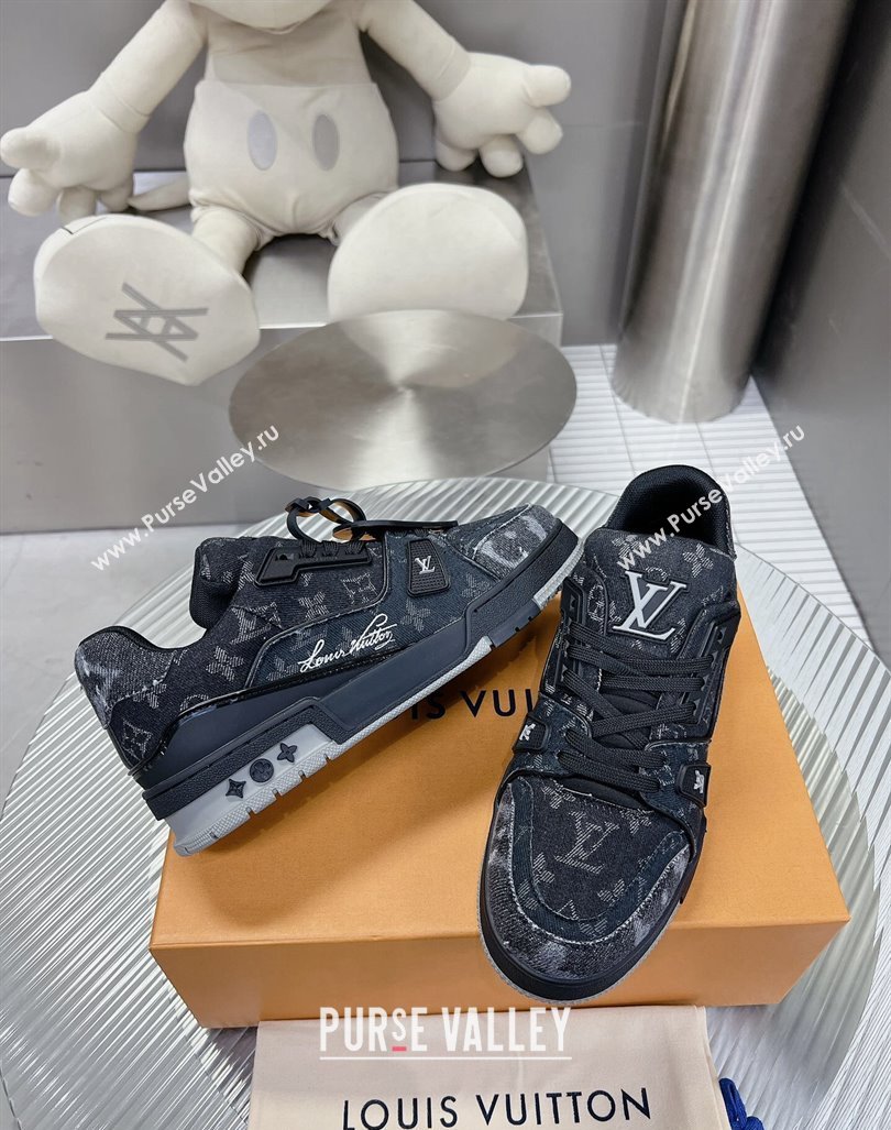 Louis Vuitton LV Trainer Sneakers in Monogram Denim Black 2024 0105 (MD-240105129)