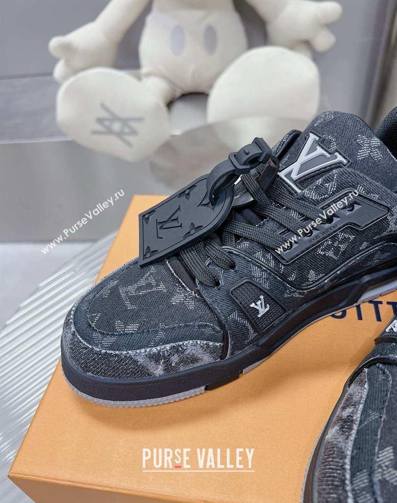 Louis Vuitton LV Trainer Sneakers in Monogram Denim Black 2024 0105 (MD-240105129)