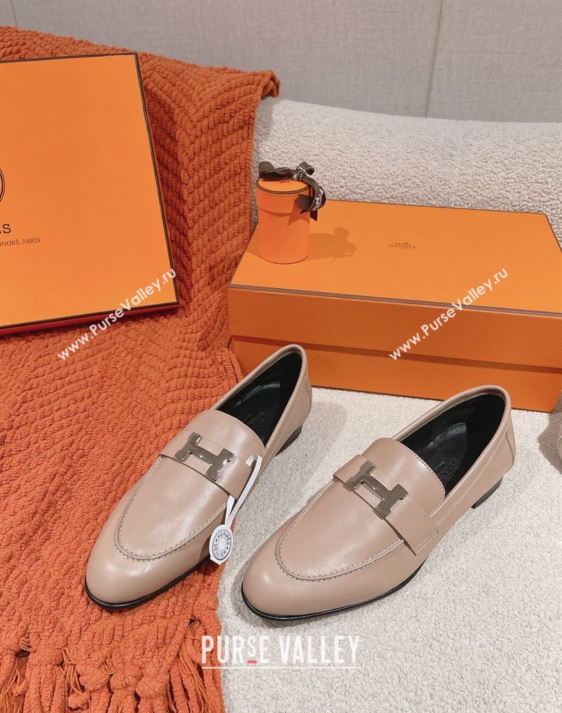 Hermes Paris Loafers in Calfskin Khaki Grey 2024 0104 (MD-240104052)