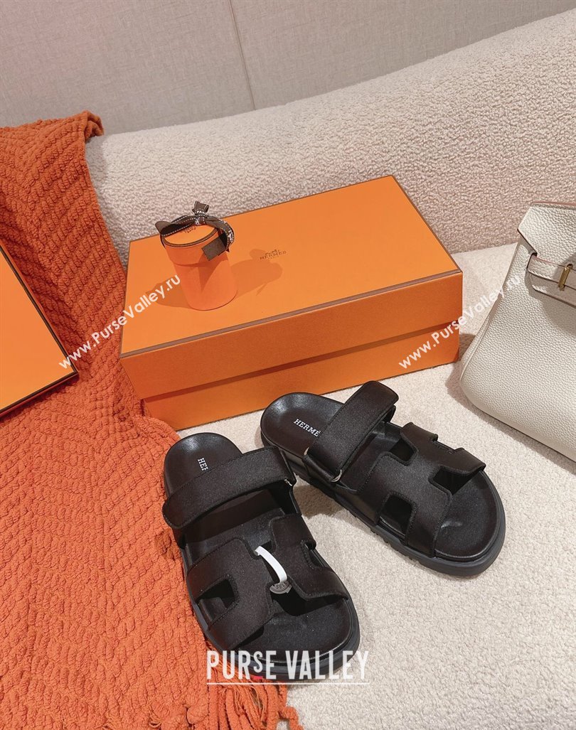 Hermes Chypre Flat Sandals in Satin Fabric Black 2024 0104 (MD-240104079)