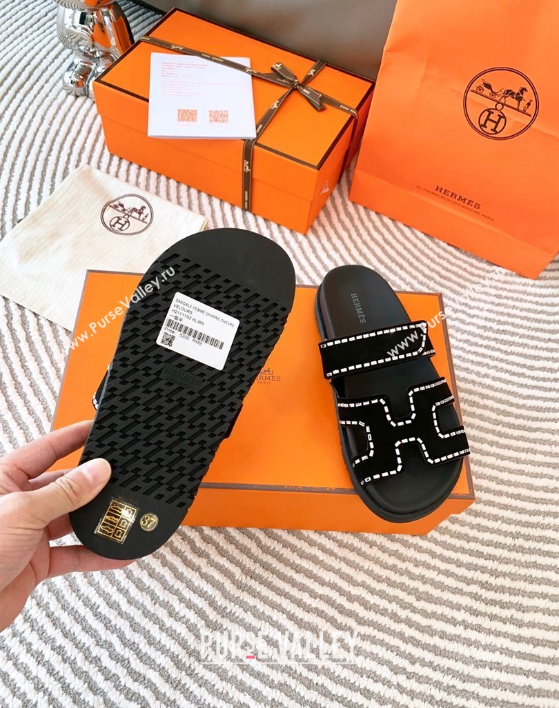 Hermes Chypre Flat Sandals in Suede with Crystals Black 2024 0104 (MD-240104084)