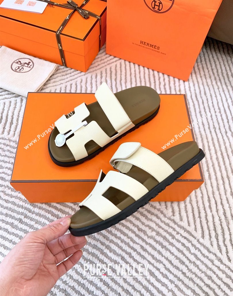Hermes Chypre Flat Sandals in Grained Calfskin White 2024 0104 (MD-240104086)