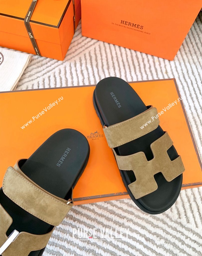 Hermes Chypre Flat Sandals in Suede Light Brown 2024 0104 (MD-240104089)