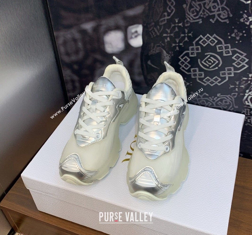 Dior Vibe Sneakers in Silver Leather and Transparent Rubber 2024 (MD-240106022)