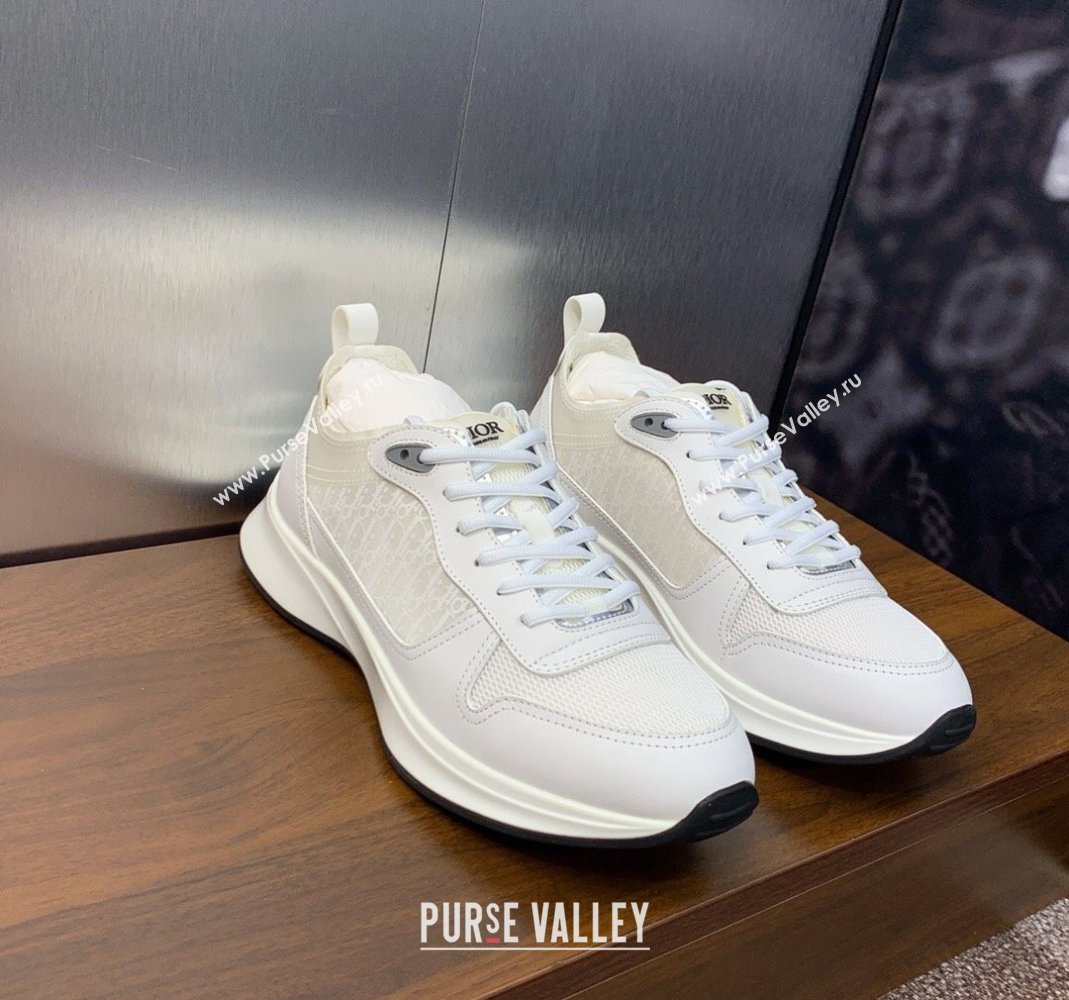 Dior Mens B25 Runner Sneakers in Smooth Calfskin and Technical Mesh with Dior Oblique Canvas White 2024 (MD-240106028)