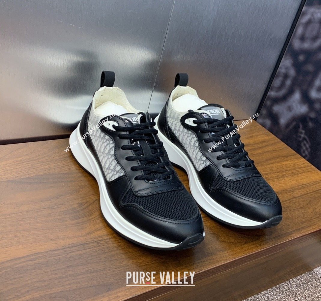 Dior Mens B25 Runner Sneakers in Smooth Calfskin and Technical Mesh with Dior Oblique Canvas Black 2024 (MD-240106029)