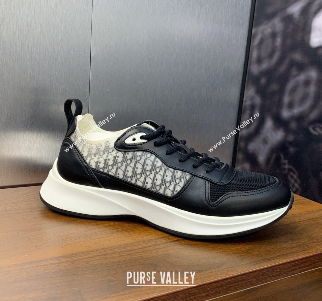 Dior Mens B25 Runner Sneakers in Smooth Calfskin and Technical Mesh with Dior Oblique Canvas Black 2024 (MD-240106029)