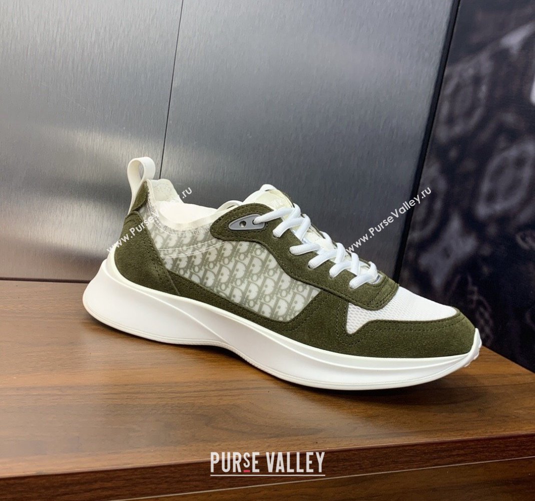 Dior Mens B25 Runner Sneakers in Suede and Technical Mesh with Dior Oblique Canvas Green 2024 (MD-240106033)