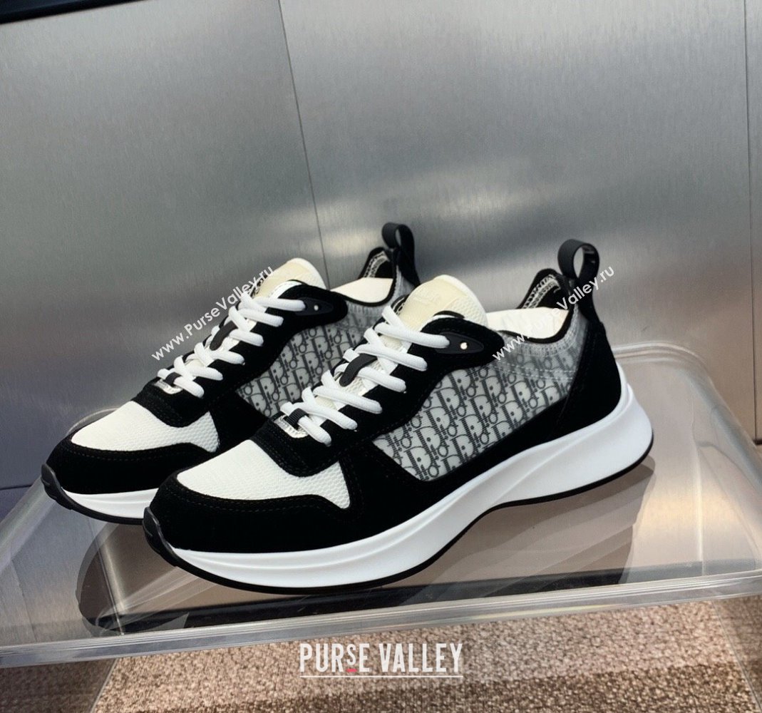 Dior Mens B25 Runner Sneakers in Suede and Technical Mesh with Dior Oblique Canvas Black/White 2024 (MD-240106034)