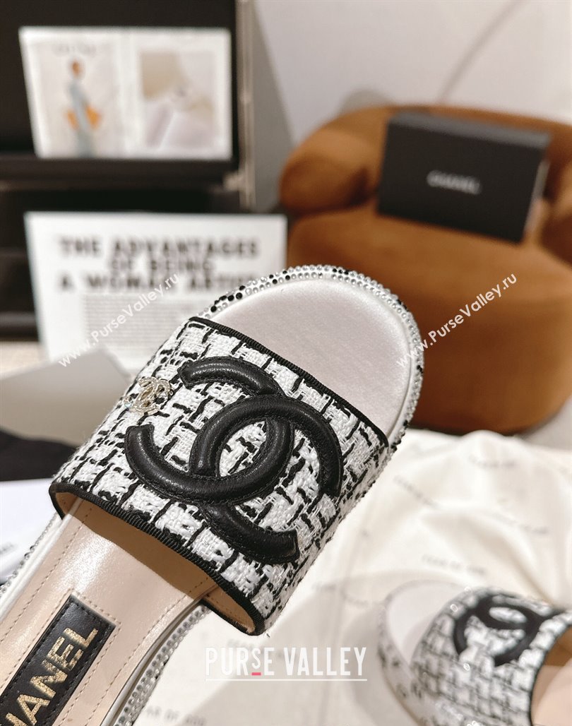 Chanel Tweed Crystals Platform Slide Sandals White1/Black 2024 CH010801 (MD-240108002)