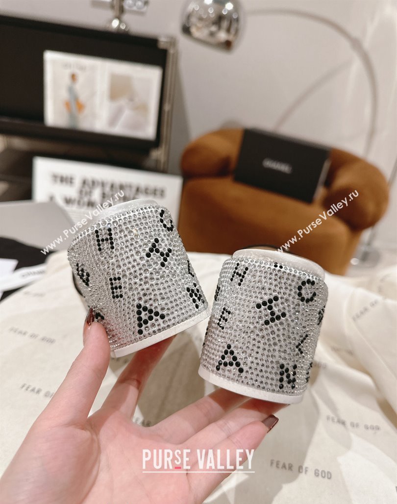 Chanel Tweed Crystals Platform Slide Sandals White 2/Black 2024 CH010801 (MD-240108005)