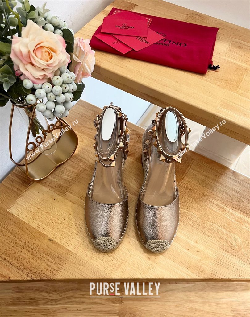 Valentino Metallic Grained Leather Rockstud Wedge Pumps 9.5cm Rose Gold 2024 0125 (HB-240125076)