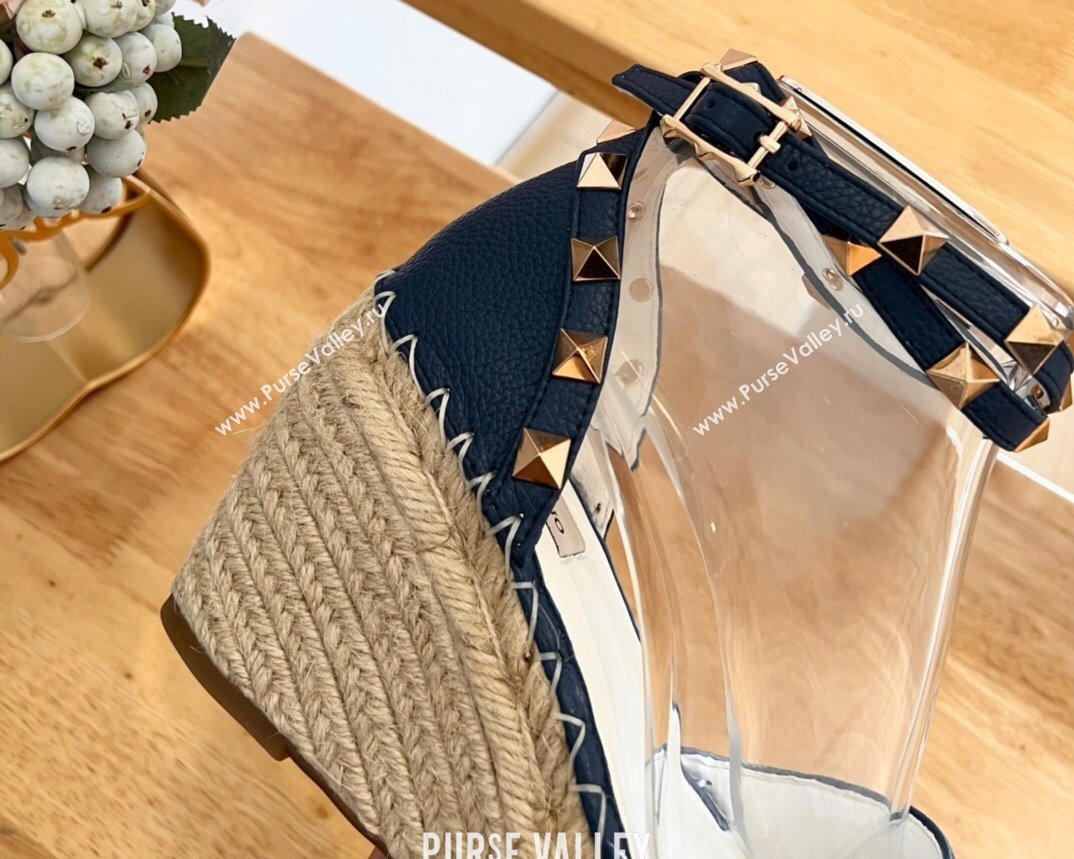 Valentino Grained Leather Rockstud Wedge Pumps 9.5cm Navy Blue 2024 0125 (HB-240125080)