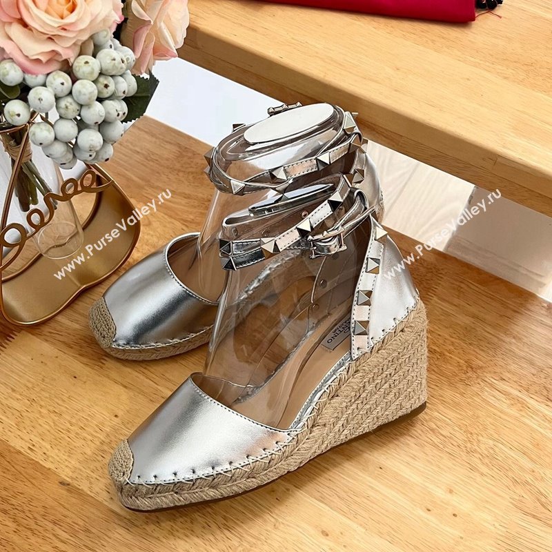 Valentino Metallic Grained Leather Rockstud Wedge Pumps 9.5cm Silver 2024 0125 (HB-240125082)