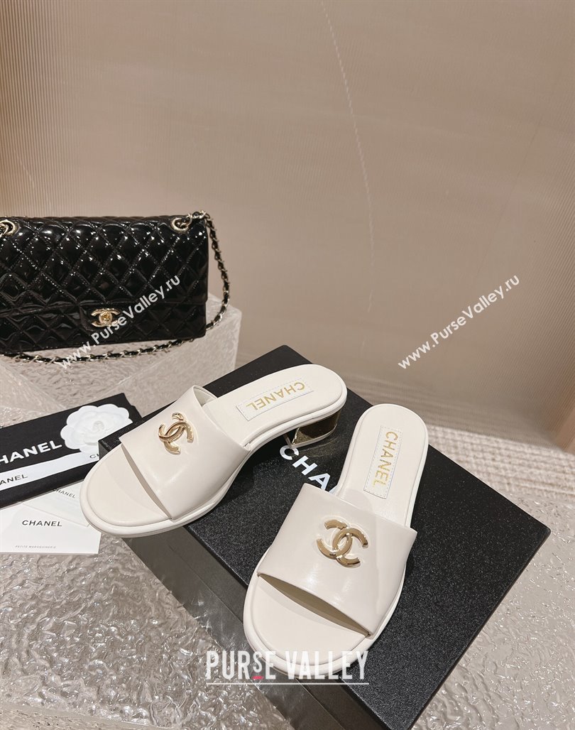 Chanel Lambskin Slide Sandals 5cm with Gold-Tone Heel White 2024 0126 (MD-240126094)